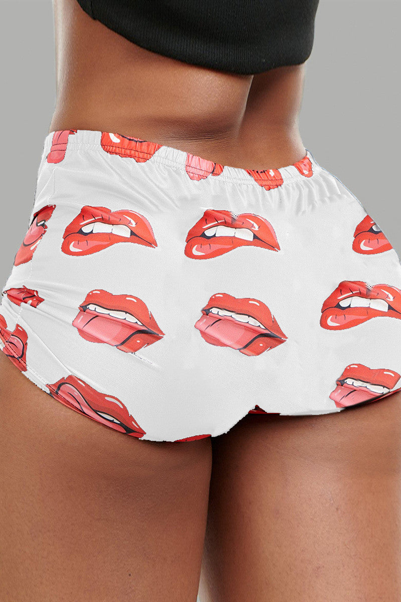 Fashion Casual Lips Printed Basic Regular Mid Waist Shorts