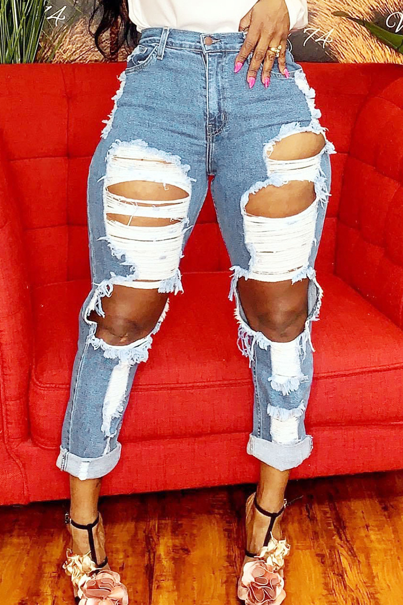 Casual Solid Ripped Mid Waist Regular Denim Jeans