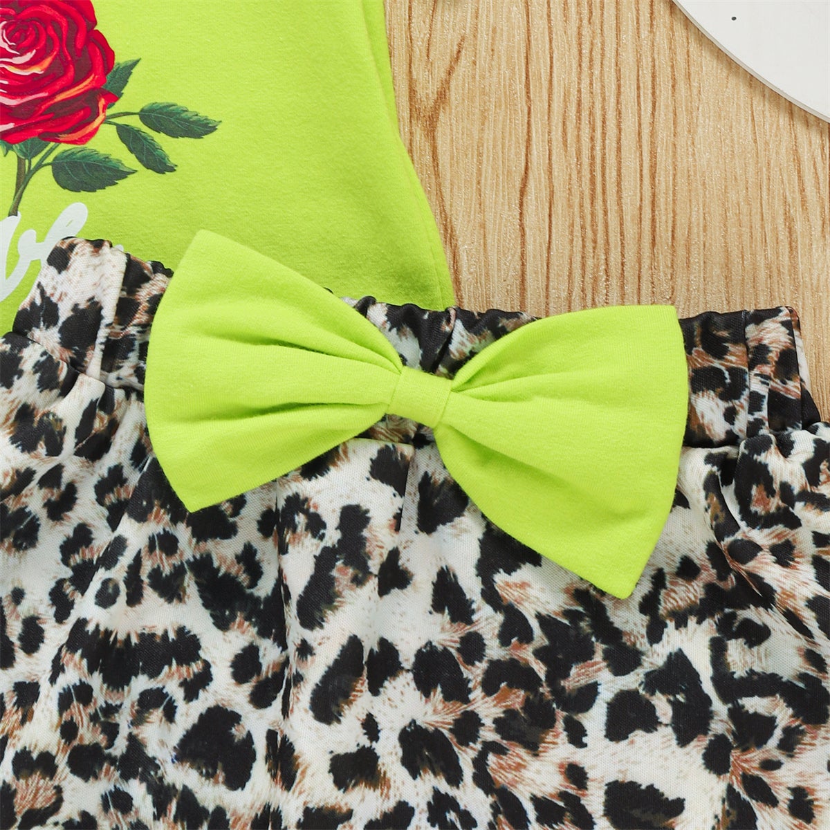 girls heart print tee and leopard print bow detail skirt set
