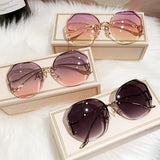 irregular rimless gradient round sunglasses