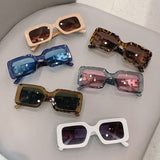 gradient chain temple square sunglasses