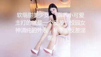 女友在家给我舔，细腰肥臀太诱人