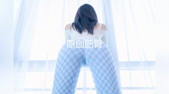 【新片速遞】美巨乳丝模被色魔摄影师忽悠穿上各种丝袜玩B