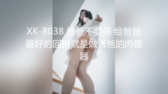 很久没播极品颜值女神，回归后依旧那么骚，撩起衣服露美乳，奶头也是粉的，假屌爆插多毛小穴，牛奶吐得满身多是