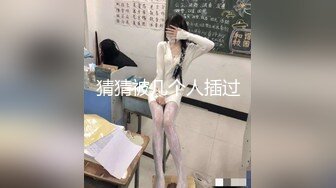 【新片速遞】  清纯学妹全程露脸下海直播赚学费，揉奶玩逼看特写，掰开骚穴展示尿道口清晰可爱，尿尿给狼友看水哗哗的刺激