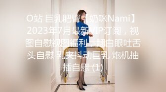 【新片速遞】小虎牙00后嫩妹今日首播，一线无毛白虎馒头逼，炮击抽插小穴，和闺蜜鱼缸湿身诱惑，翘起双腿猛扣粉穴，闺蜜也来秀一下[1.86G/MP4/03:57:11]