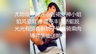 【女人火凤凰】快手泄密，辽宁一个45岁单亲妈妈，做了十几年女装不赚钱，胸大人骚大尺度 (1)