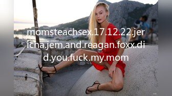 【光头胖高价双飞】170CM高个骚女，服务周到双女一起舔